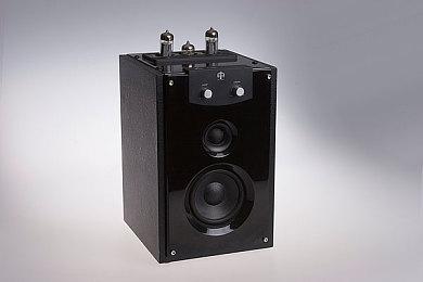 《明末：渊虚之羽》新混剪视频 展示多套精美服装